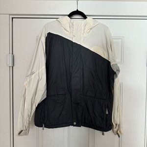 Woman’s Burton snowboarding jacket - size L